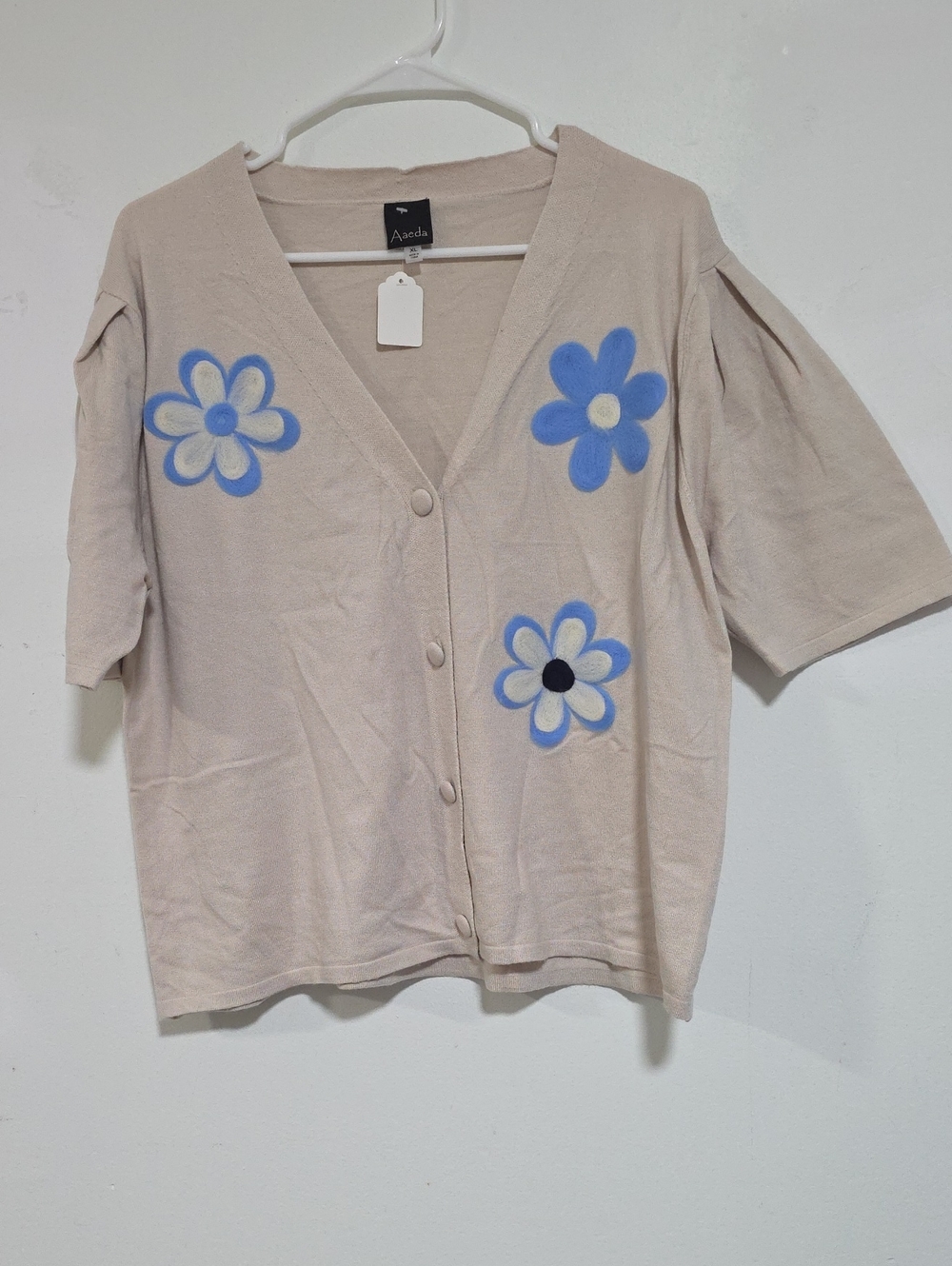 Avenida Beige Button-Front Top with Blue Floral Appliqué